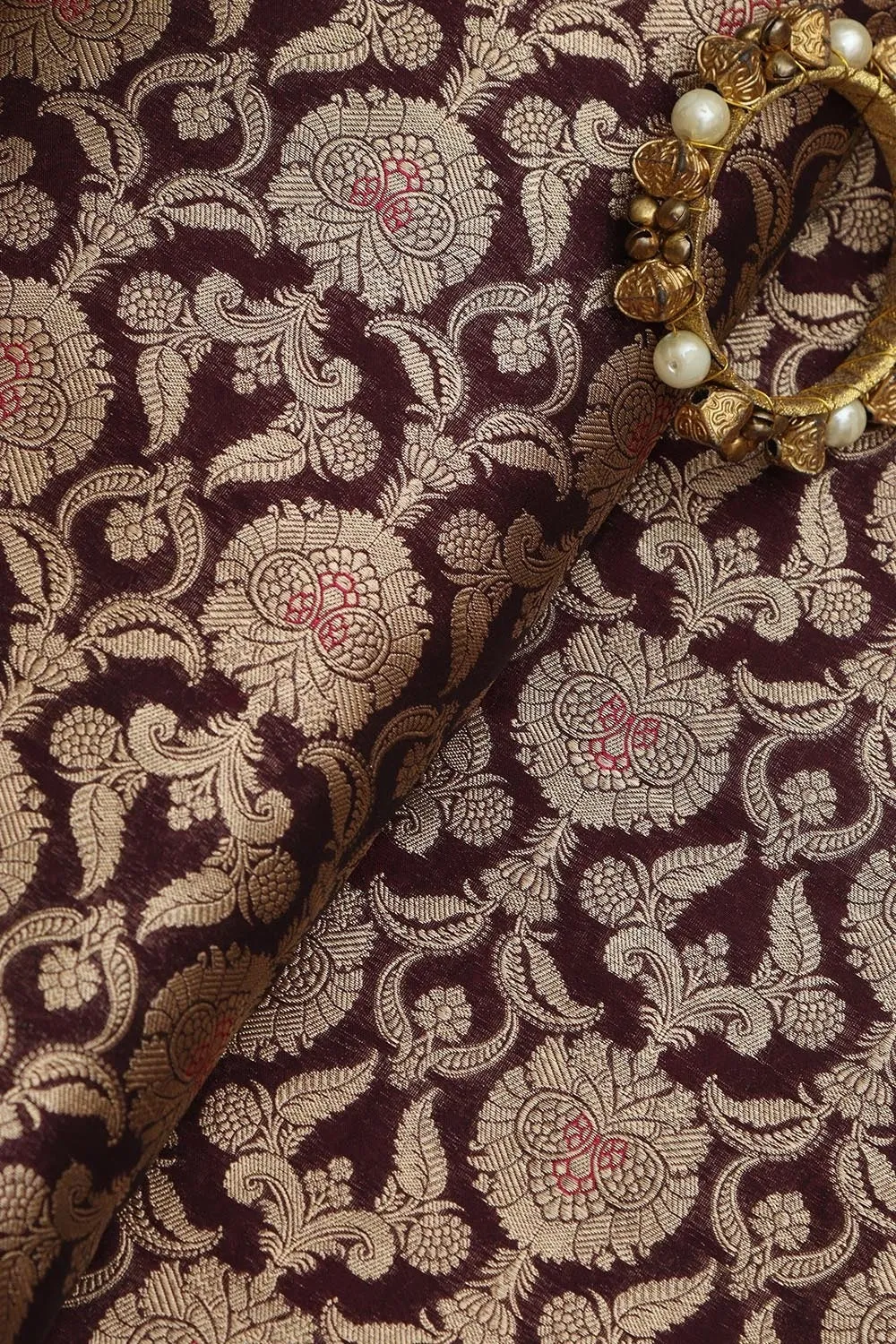 Exquisite Maroon Banarasi Handloom Katan Silk Fabric ( 1 Mtr )