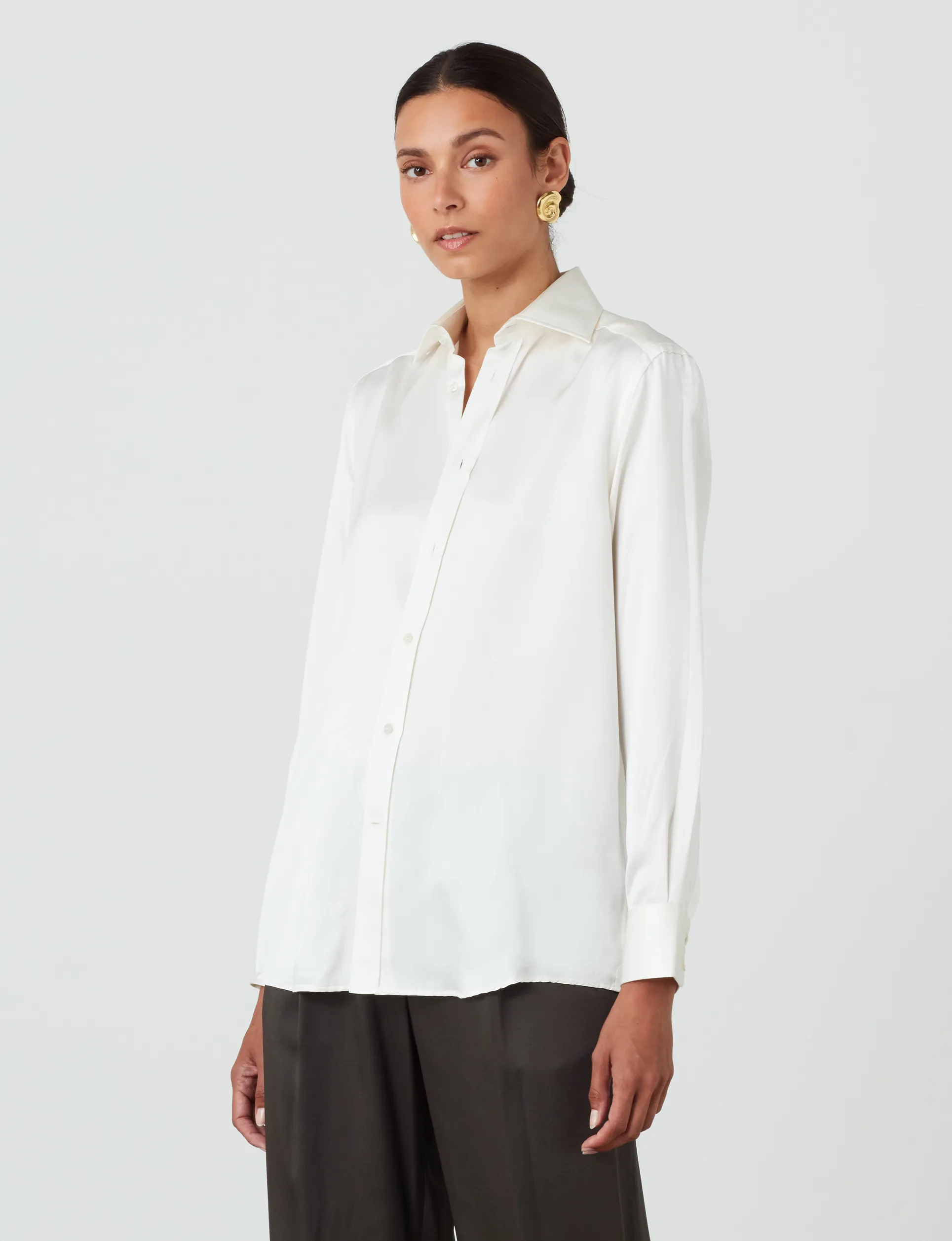 The Boyfriend: Silk Satin, Pearl