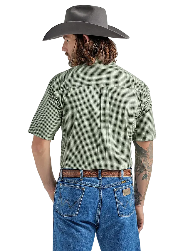 Wrangler Men's Short Sleeve Two Pocket Button Down Olive Green Print Shirt - Big
