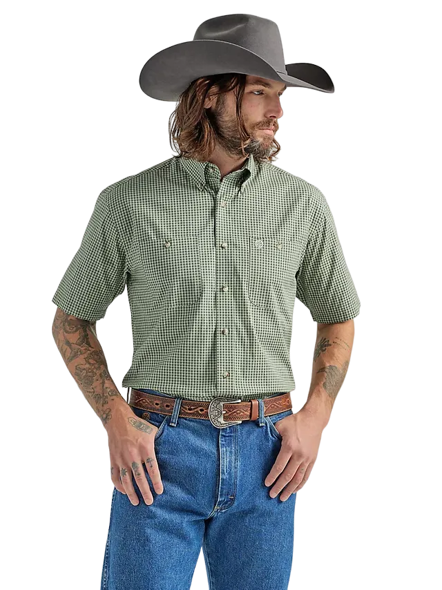 Wrangler Men's Short Sleeve Two Pocket Button Down Olive Green Print Shirt - Big